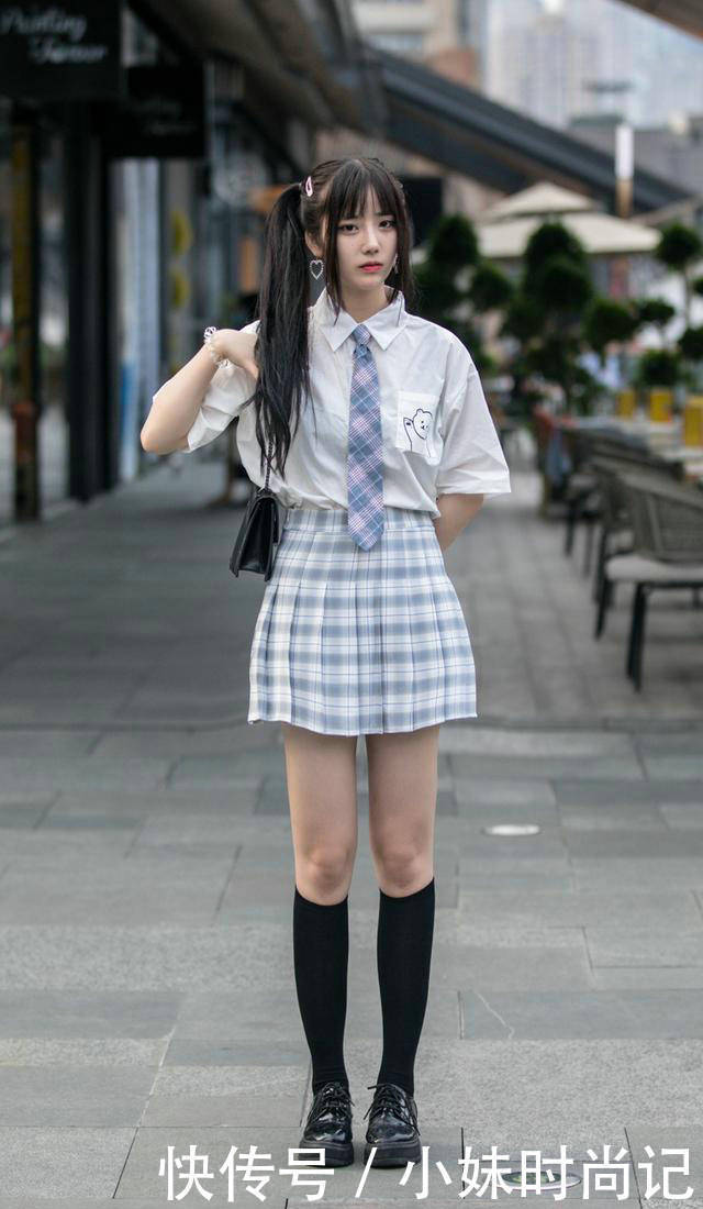 打底裤|时尚穿搭:值得借鉴的白衬衫穿搭,分为裙子篇和长裤篇,照着穿时髦显瘦又高级