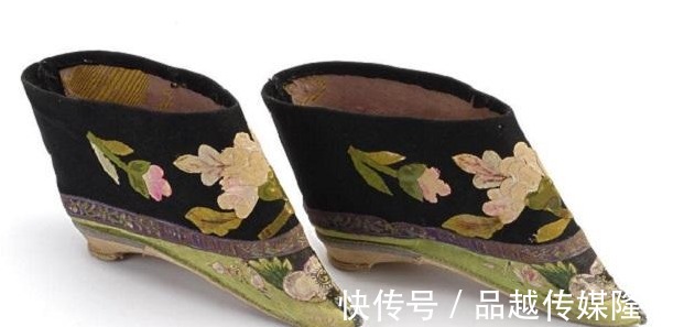 秦朝|古代人穿的鞋子不分左右脚,这样真的不会蹩脚吗?原因其实很简单