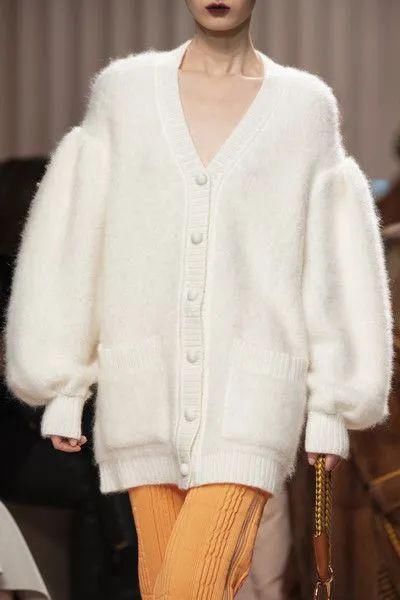  秋冬|今年秋冬的毛衣，我只买这5件！！