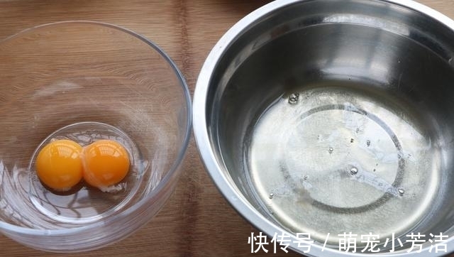 面糊|别再用电饭煲做蛋糕,教你平底锅做,简单0失败,咬一口就停不下