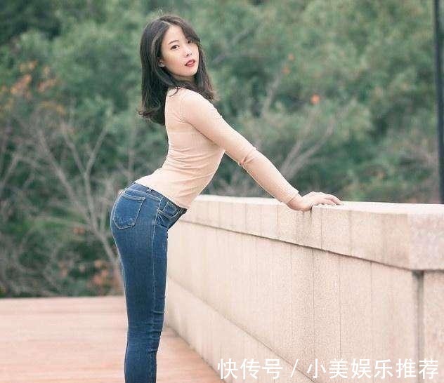 美女 穿牛仔裤钢筋的美女彰显个性魅力，穿出温暖女神范！