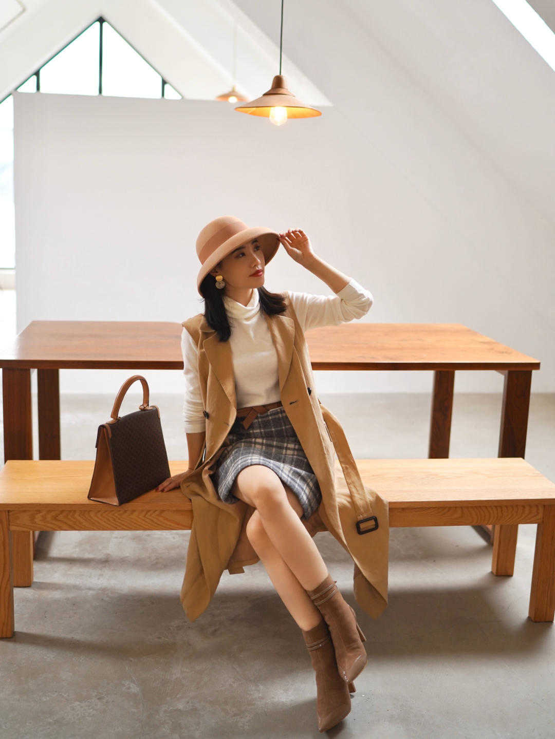 搭配|这个色系太适合秋天了,显高级的穿搭原来这么简单,气质好都翻倍