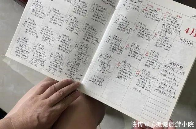 父母们|53岁失独母亲产下一女,断了母乳就去把头发染黑不能给宝宝丢脸