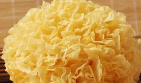 常吃|女人对自己要舍得,早晚常吃4物,不仅健脾养胃,皮肤也越来越好