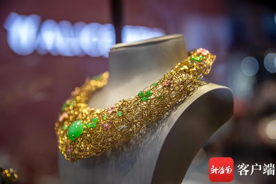 一颗宝石，265刻面，创吉尼斯世界纪录！