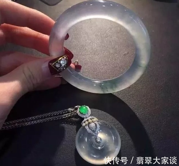 你知道翡翠商是怎么看待翡翠行业的吗?值得一看!