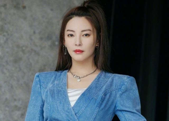 笑點(diǎn)|《快本》收視重回第一,張雨綺會(huì)取代謝娜嗎?低笑點(diǎn)早已不見(jiàn)