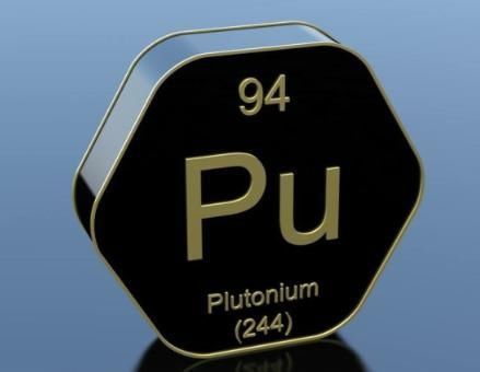 他是英国毒王,死后尸体不能火化,只好装进半米厚铅棺深埋