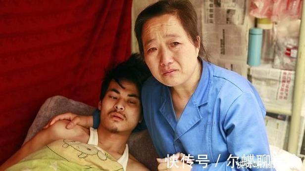 遗传|4种“痛苦”最易遗传给儿子,夫妻若有一人中了,最好生女儿!