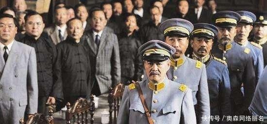 段祺瑞和冯国璋|三句话点评“北洋三杰龙虎狗”，“北洋之虎”收复外蒙一生清廉