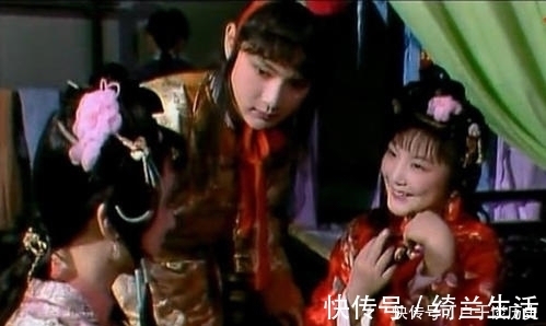 四大家族|史湘云来贾府做客,贾母为何下“逐客令”?袭人无心之语给出答案