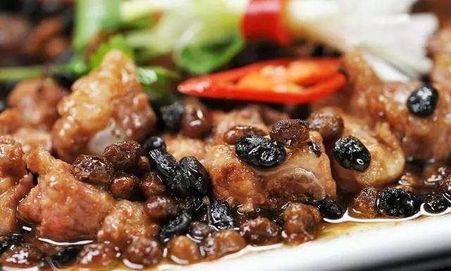 好吃的排骨不吐骨头，「15种排骨做法送给你」周末试一下吧