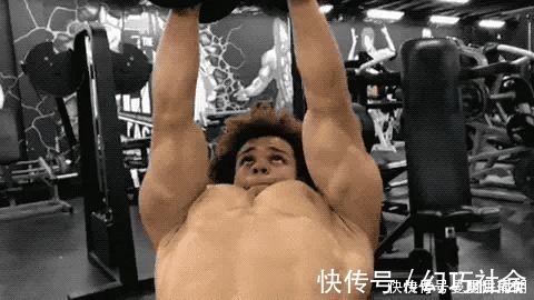 肌肉|你的卧推正确吗胸部的训练也很讲究,在这帮你练出理想胸肌