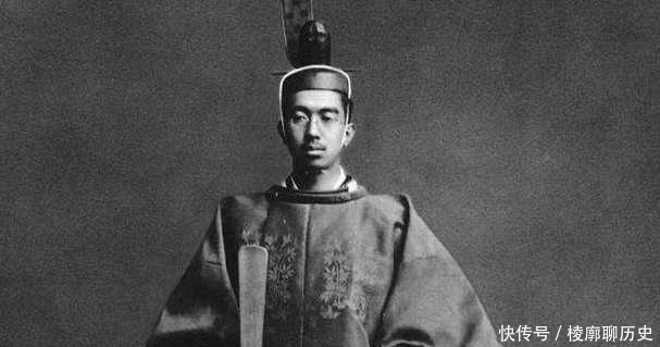 冷冷|日本战败后,麦克阿瑟问裕仁天皇:你为何不切腹?天皇冷冷说了4个字!