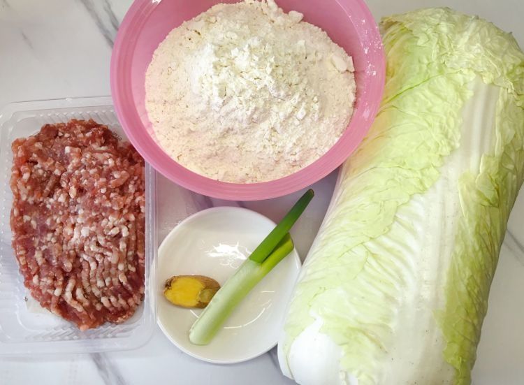 拌饺子馅，先调味还是后调味？做对了，饺子鲜嫩多汁，入味还不腥