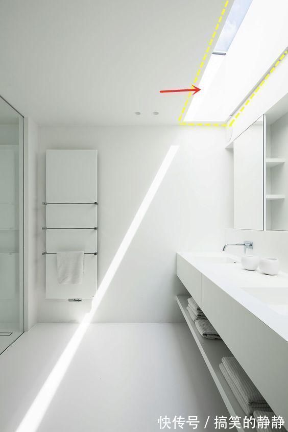 外墙|谁也别拦我留一拃宽玻璃在卫生间,15公分一排到底,采光亮堂堂