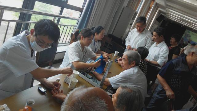 血压|高血压患者若出现5个症状,很有可能病情正在恶化,要谨慎