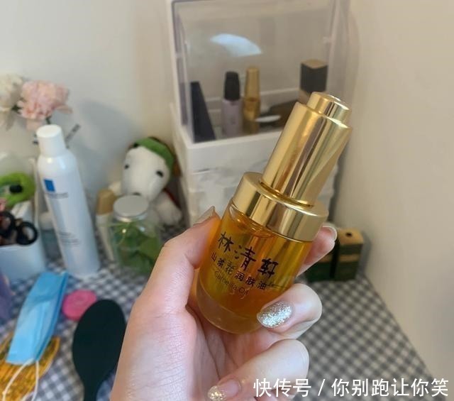 粉底液|大牌护肤品的隐藏用法,你绝对不知道,护肤品方法用对效果翻倍!