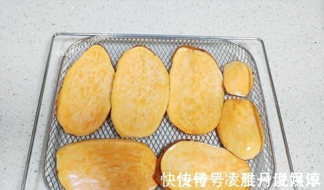 终于找到红薯最好吃的做法,不蒸不煮特省事,又甜又脆还耐保存!