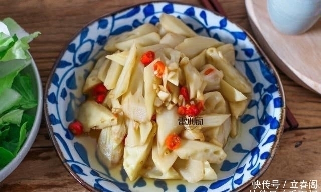 中午做了3个菜,成本不过12块钱,老公却吃嗨了,一人吃了半锅饭