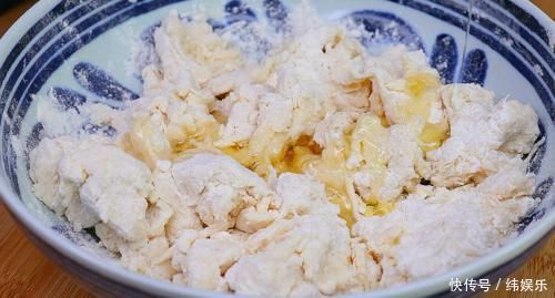 面粉这样做太好吃了,简单一做,天天都吃不腻,比油条还好吃