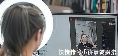 雨伞 薇娅懒人伞一晚爆红,39度出门不怕晒,网友防晒霜可以扔了!