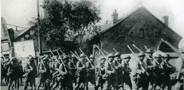 张作霖|九一八事变时,为何东北军没做任何抵抗就退出东北