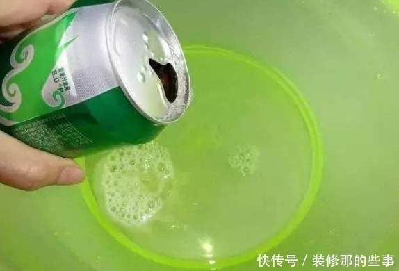 天气日渐转热,养花不能光浇水,用这3样补水增肥、不烧根