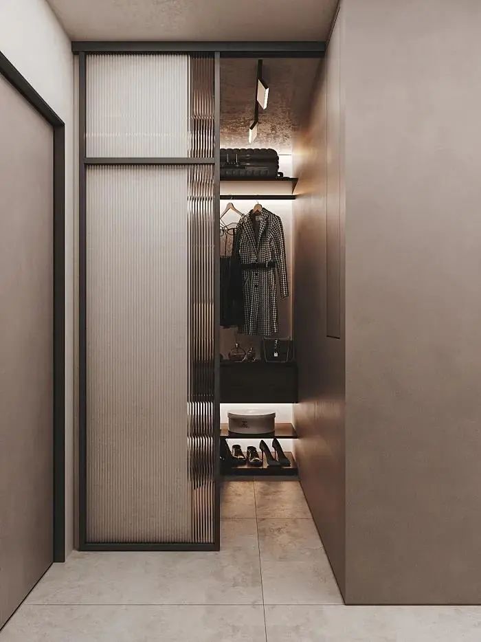 衣帽间|你家衣柜还做上下分体现在流行这样一门到顶的设计,时尚又大气