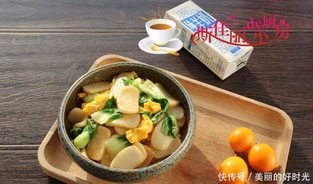 一个人午餐,我从不点外卖也不将就,这样做简单美味又营养,真香