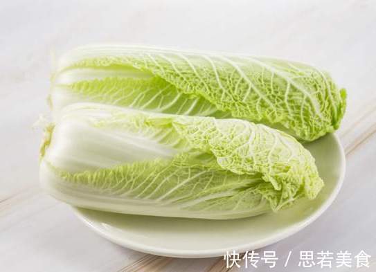 冬天|冬天白菜不好保存教你一招，不烂叶不脱水，每天都能吃到新鲜的