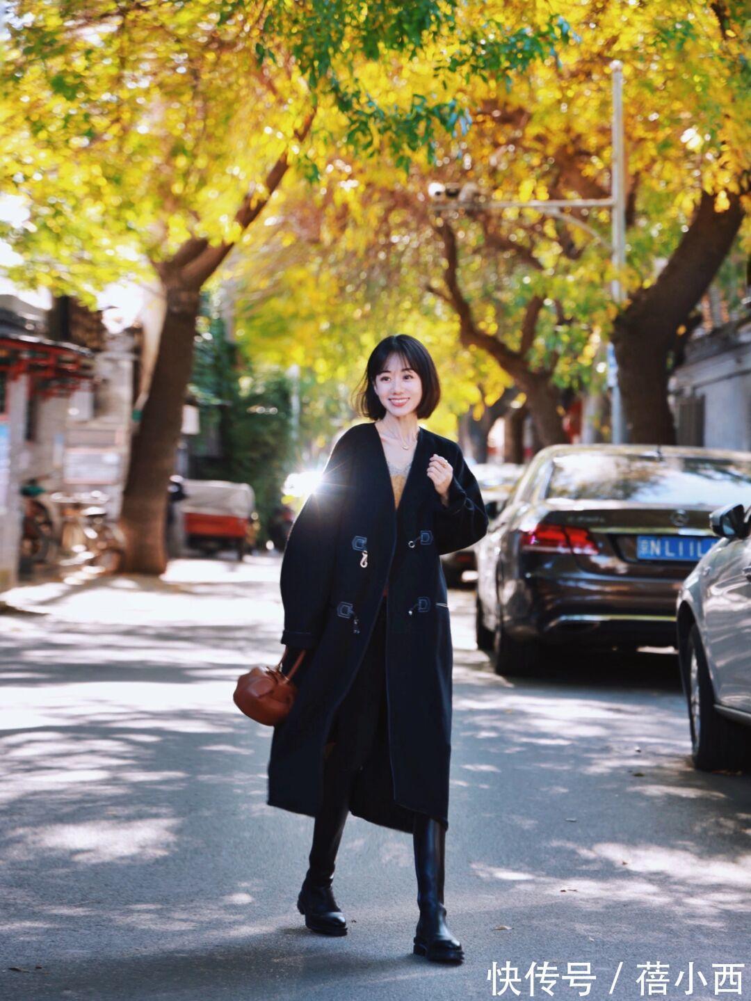 大女人|想要展现高级的女人，初冬选这5个颜色的大衣，不老气、不扮嫩