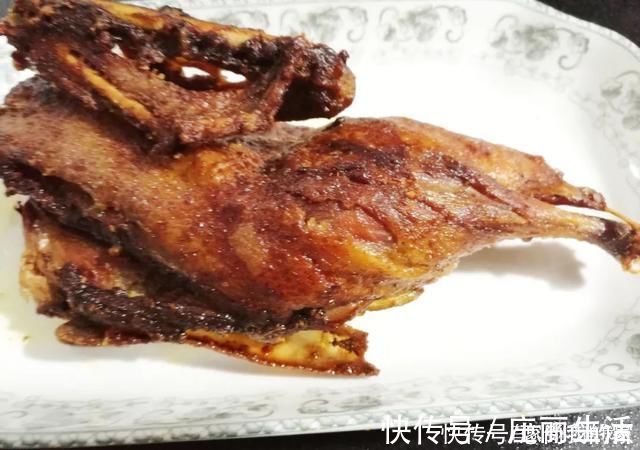 椒盐|夏天适合吃鸭肉，鸭肉这样做香酥入味，我们家每次做一只还不够吃