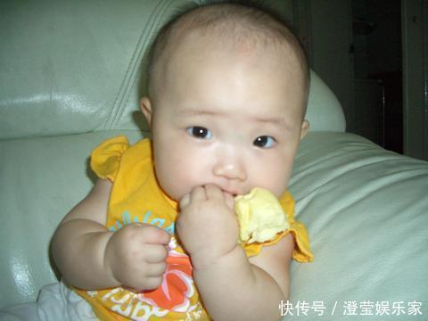 积食|医生劝告:4种零食不要碰,越吃脾胃越虚弱,还有家长给孩子买