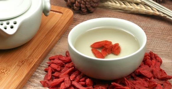 身体健康|睡前吃枸杞,功效堪比“人参”怎么吃,才能发挥最大功效