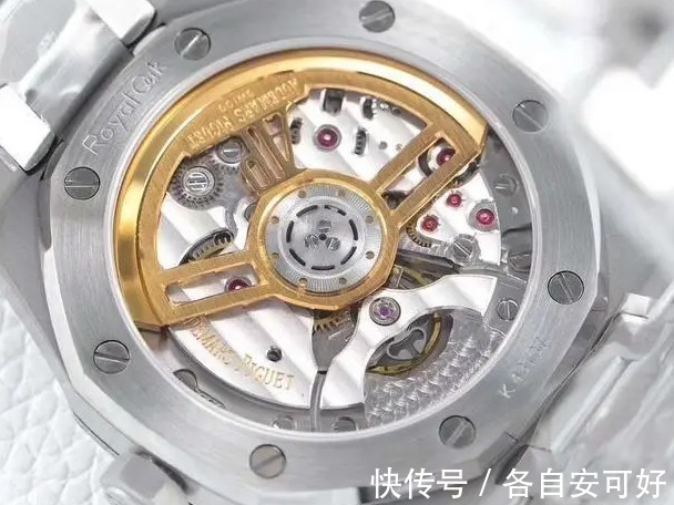 爱彼 爱彼皇家橡树的15500到底比之前的15400有何改变和优势!