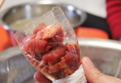 灌香肠不能直接晒,教你正确做法,香肠又香又入味,还不易坏