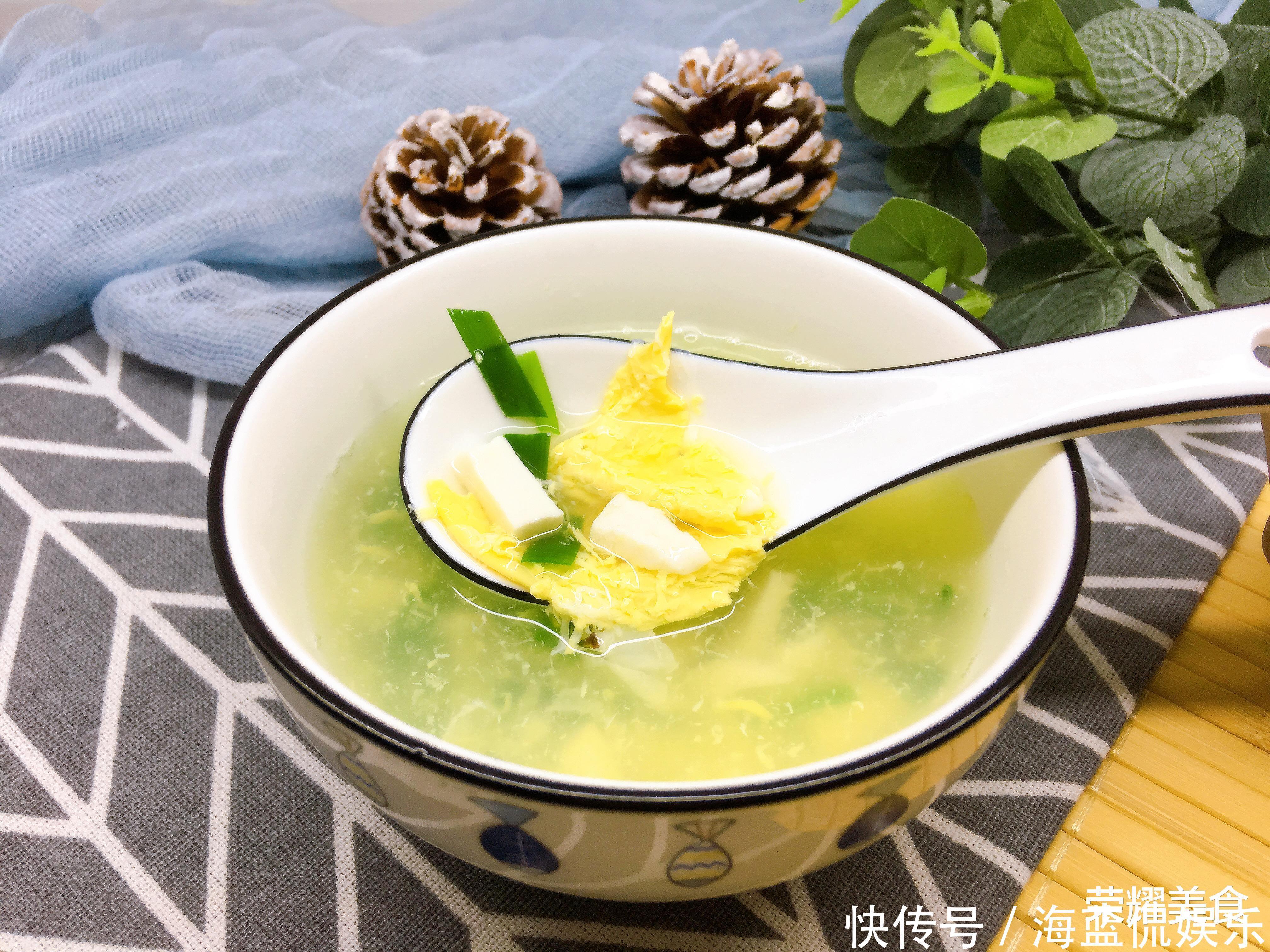 学问|买韭菜学问多,挑宽叶还是细叶,选白根还是红根,看完涨知识了