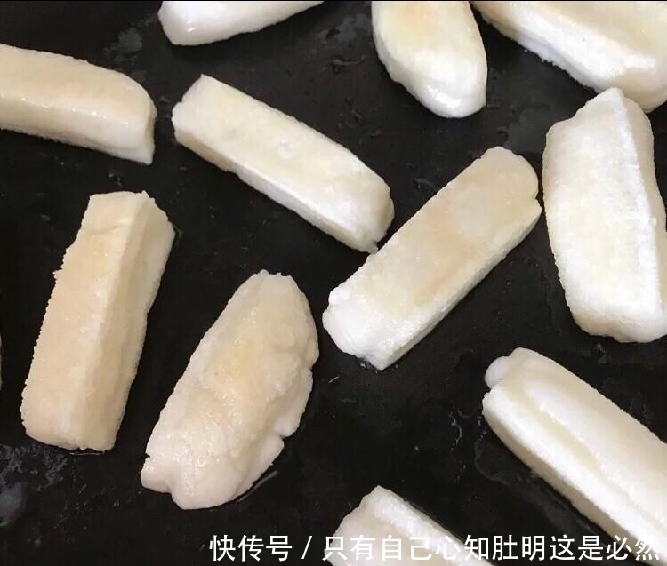 教你在家做“红糖糍粑”，女孩子在享受美食的同时，还能保养自己