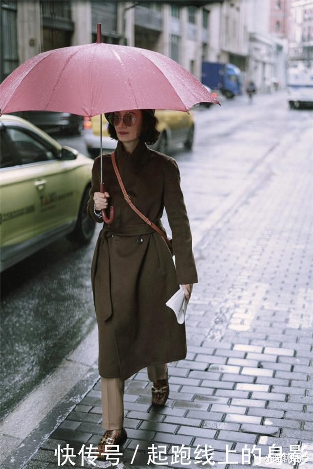 底裤|有品味的女人穿大衣很少配打底裤,太土!看三木妈妈你就知道了