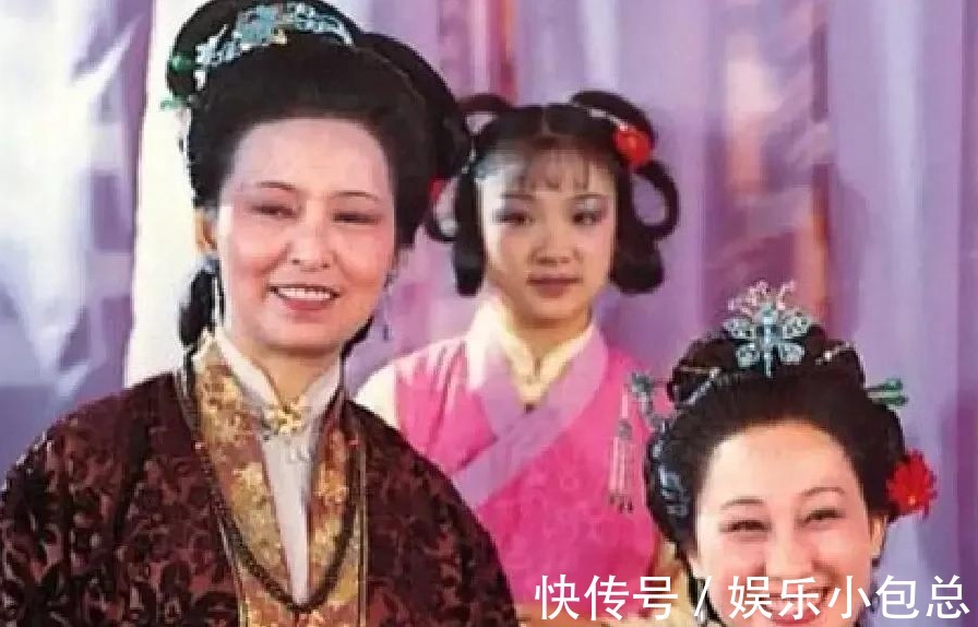 张道士&薛宝钗的红麝串另有玄机,其中隐藏着,荣国府和薛姨妈的宅斗过招