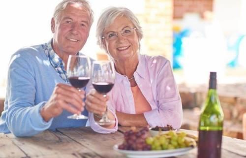 健康|男性衰老的5个“丑态”，若你1个都没有，恭喜你，还年轻！