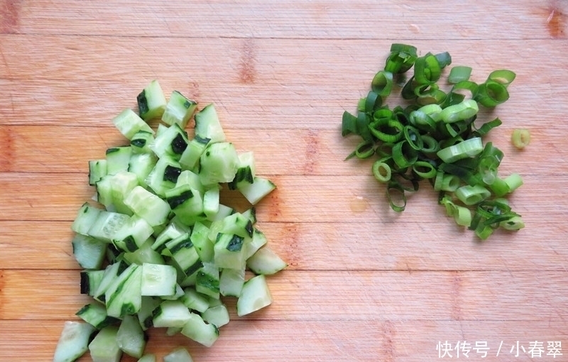 一人在家时,我常做这饭,饭菜一锅出,简单易做还营养丰富,省事