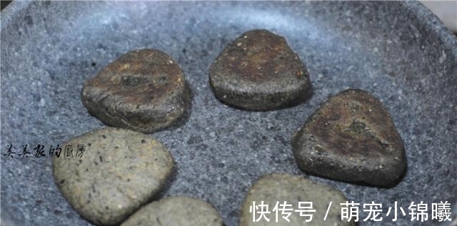 老公三天两头要吃的早餐,平底锅一烙10分钟就上桌,解馋还顶饱