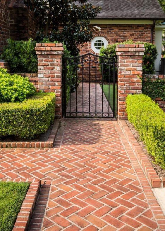 红砖块|红砖过去流行,现在照样吃香!人字形拼红砖,铺墙面地面都很漂亮