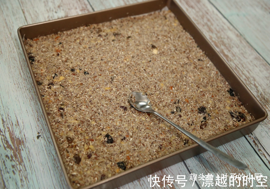 半斤燕麦,两根香蕉,做一堆吃5天,春天踏青边走边吃越嚼越香!