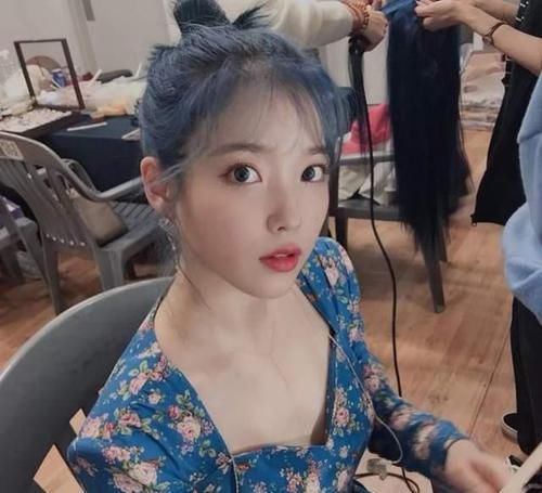 ?“黄头发”早就过时了，2020年流行这3种发色，显白又高级