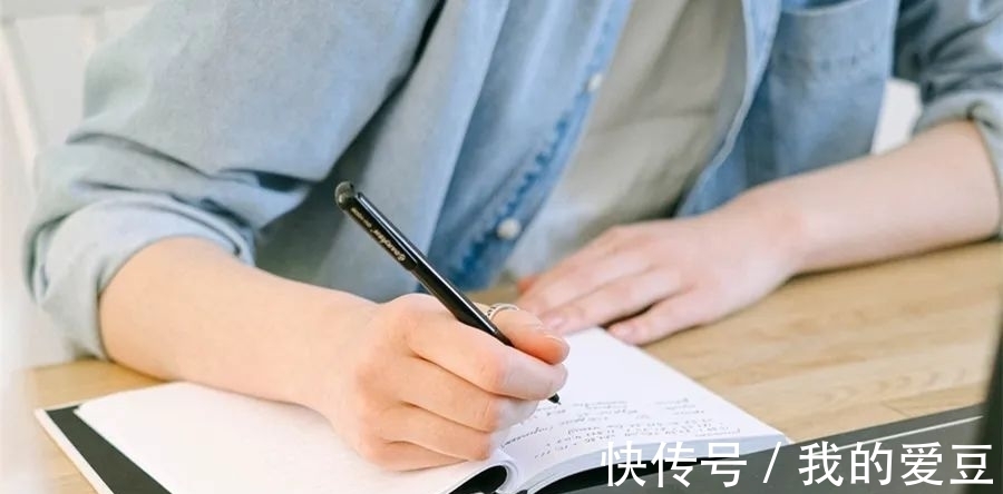 精华!掌握三个方法,一年能读300本书