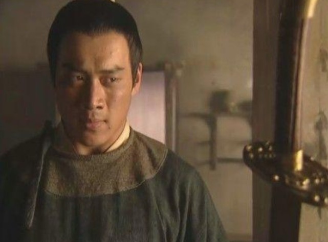 此人只忠于晁盖一人,宋江视他为眼中钉,找个机会把他害死