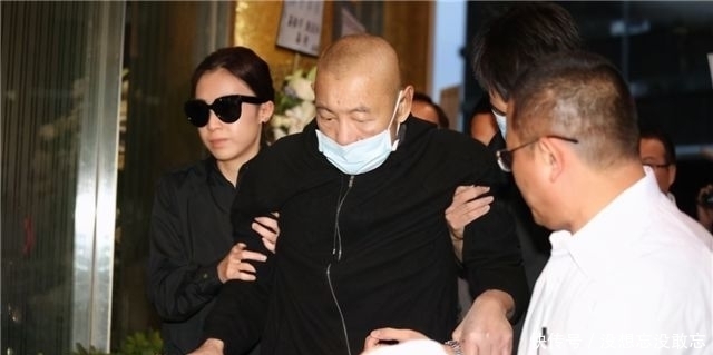 刘銮雄为何频频拍卖藏品?其实不是因为他没钱,而是甘比另有打算